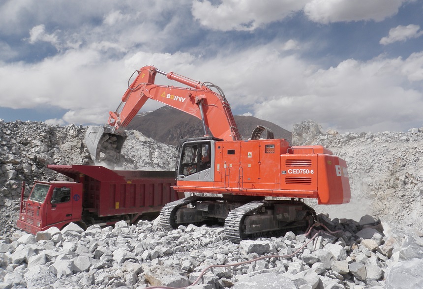 75吨电动挖掘机